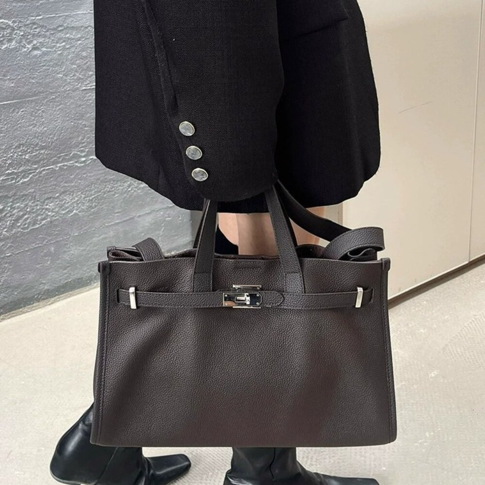 Urban Luxe — Genuine Leather Power Tote. Women’s shoulder bag - Picture 3 of 16